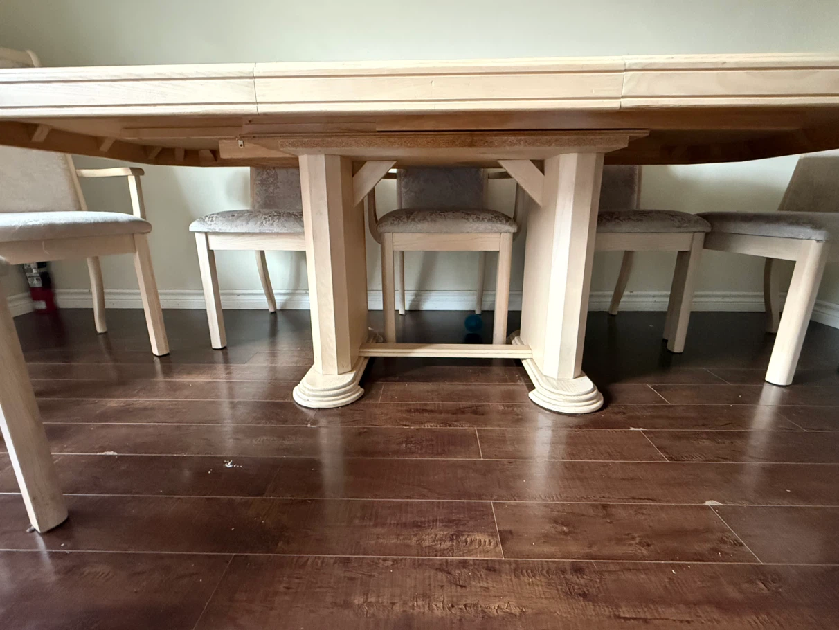 Dining Room Table and 8 Chairs - photo 3