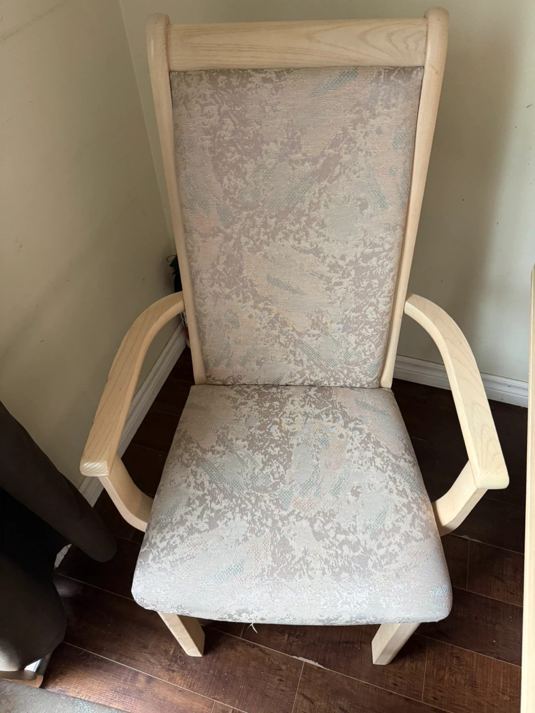 Dining Room Table and 8 Chairs - photo 4