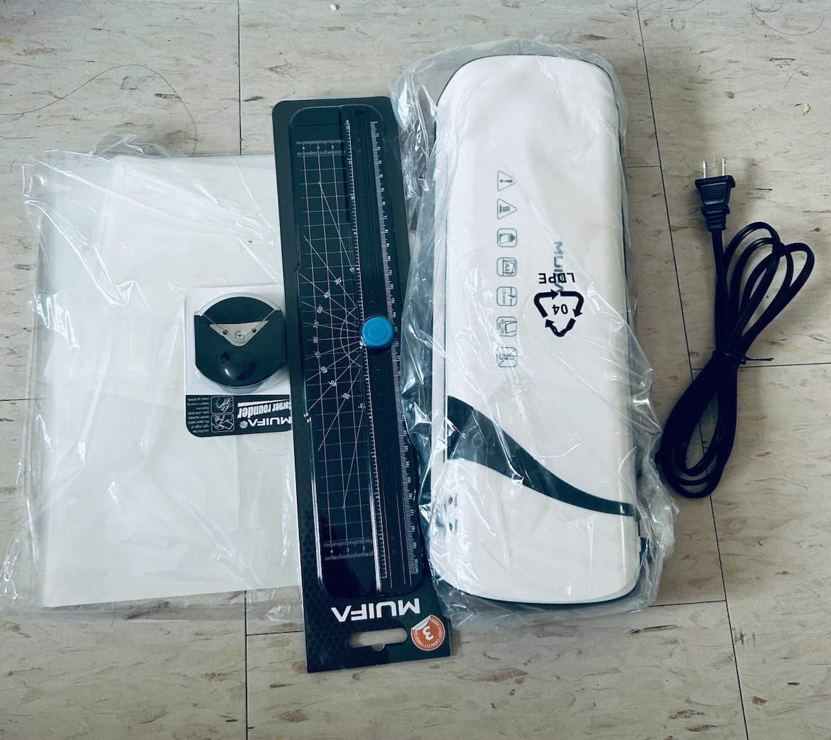 MUIFA A4 Laminator Machine - photo 2