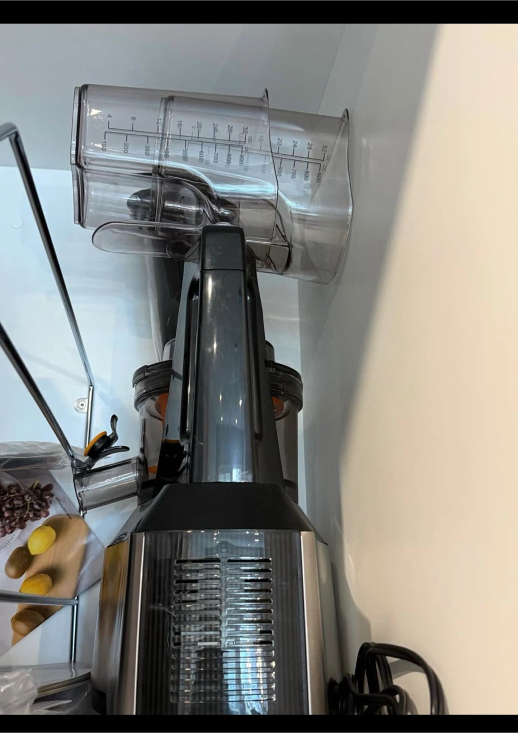 Ventray 809 Slow Press Masticating Juicer - photo 2