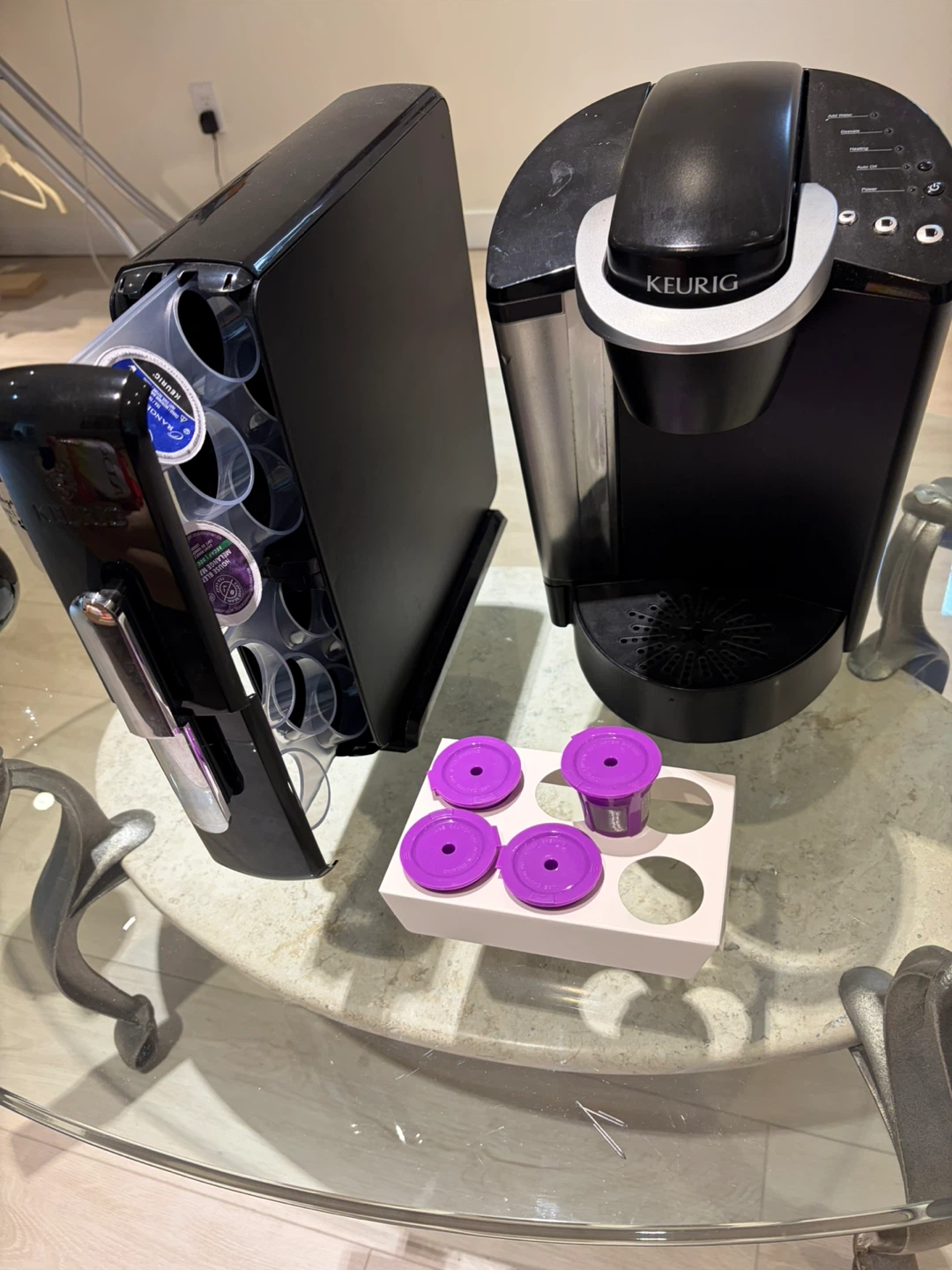 Keurig Coffee Machine with Storage and Pods