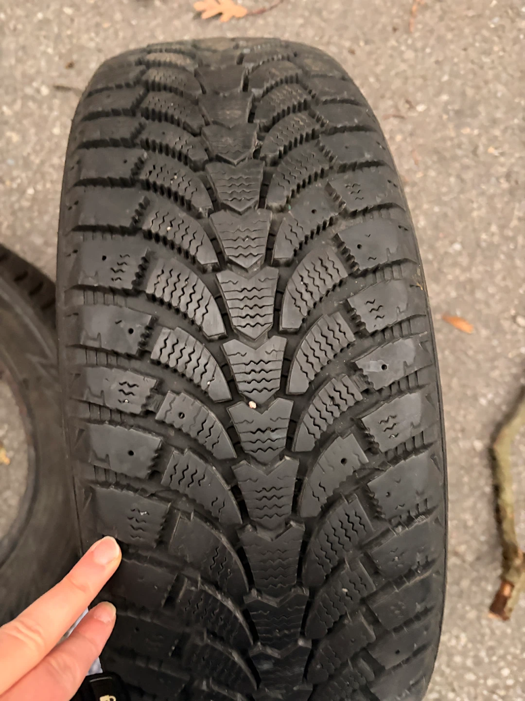 Winter Tires-Nexen WINGuard WinSpike WH62 winter studded tire