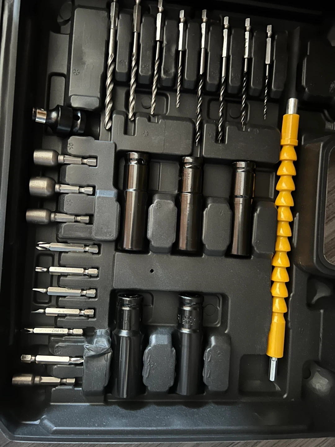 21V Cordless Drill Tool Set - photo 2
