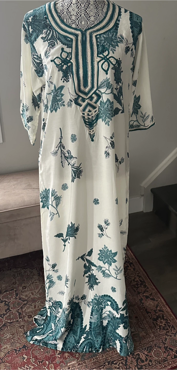 Floral Print Kaftan Dress - New - $10