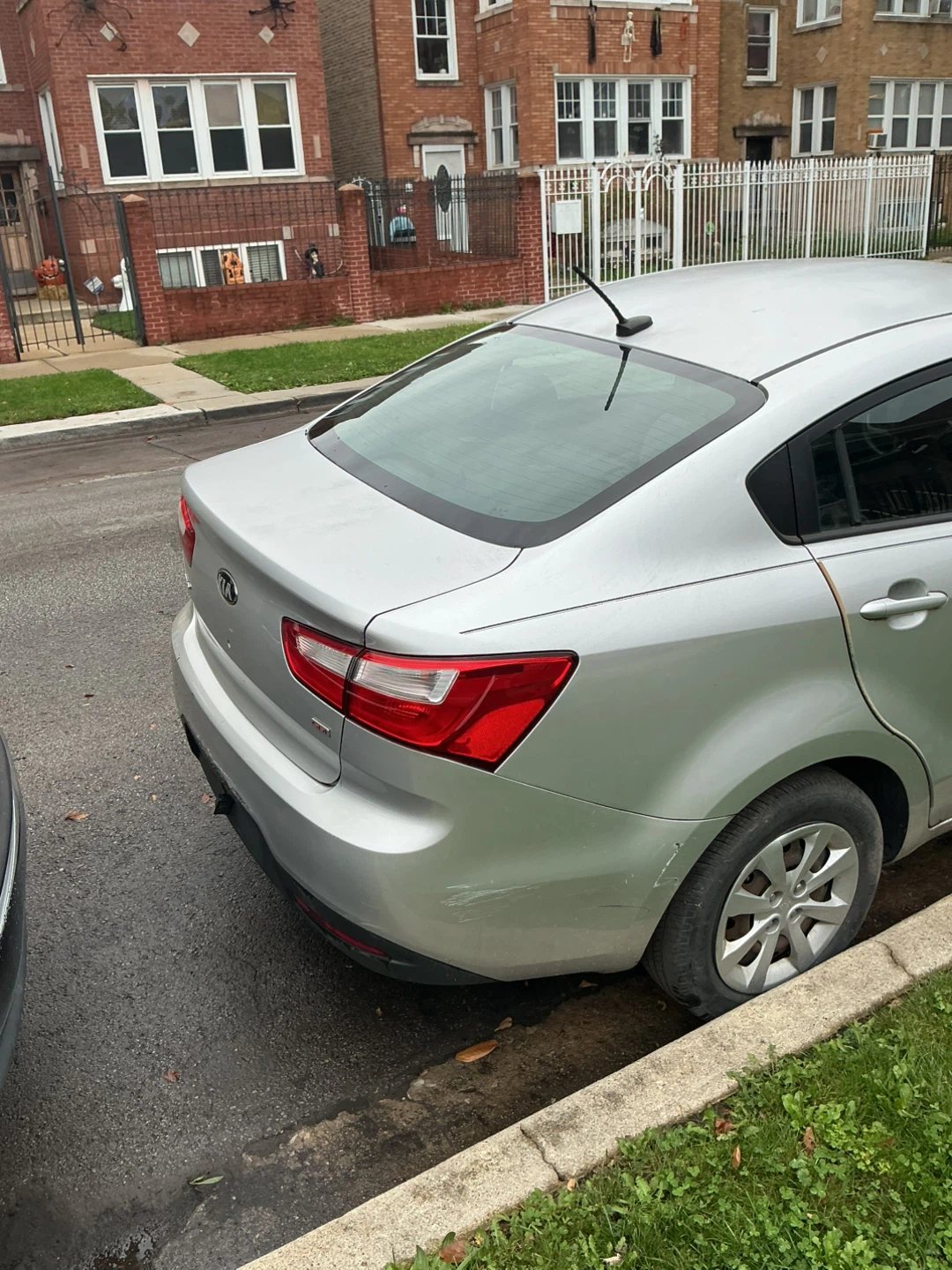 Kia Rio - photo 5