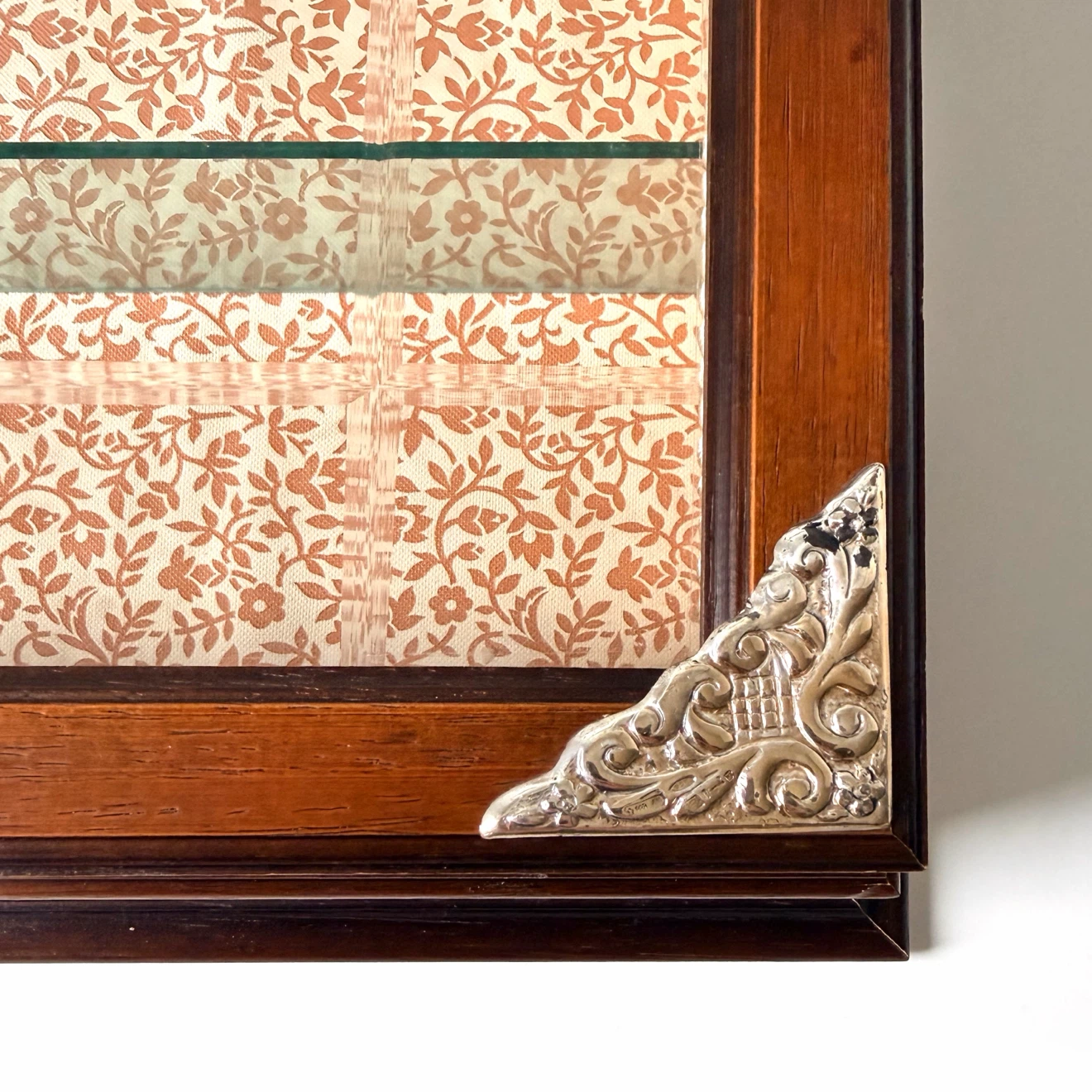Wall-Hanging Wooden Display Case - photo 3