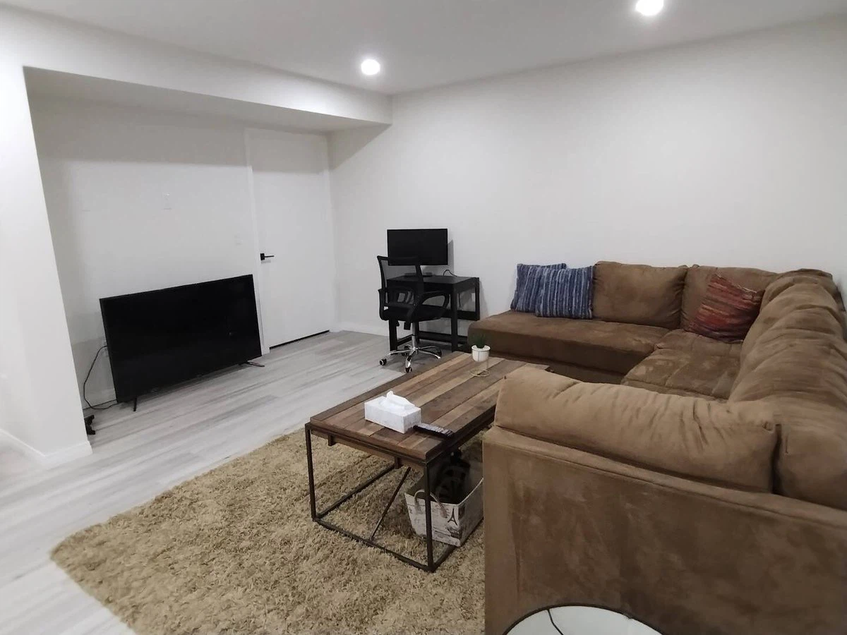 717 Karlsfeld Rd, Waterloo, ON N2T 2W4 - photo 5
