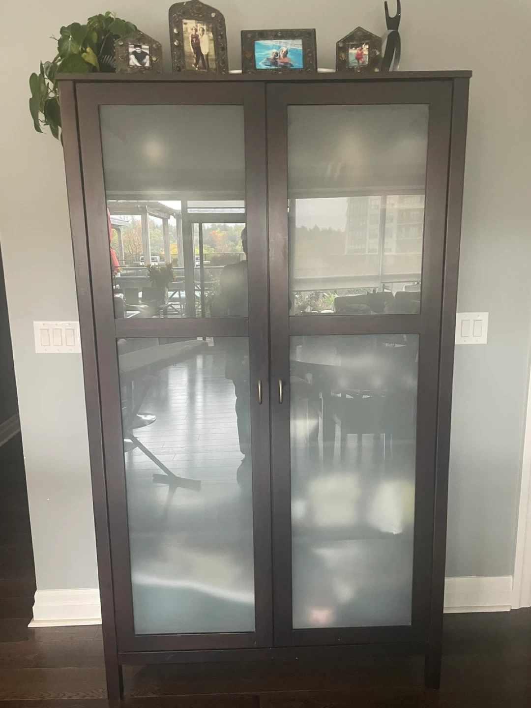 IKEA Hemnes Glass-Door Cabinet - photo 2
