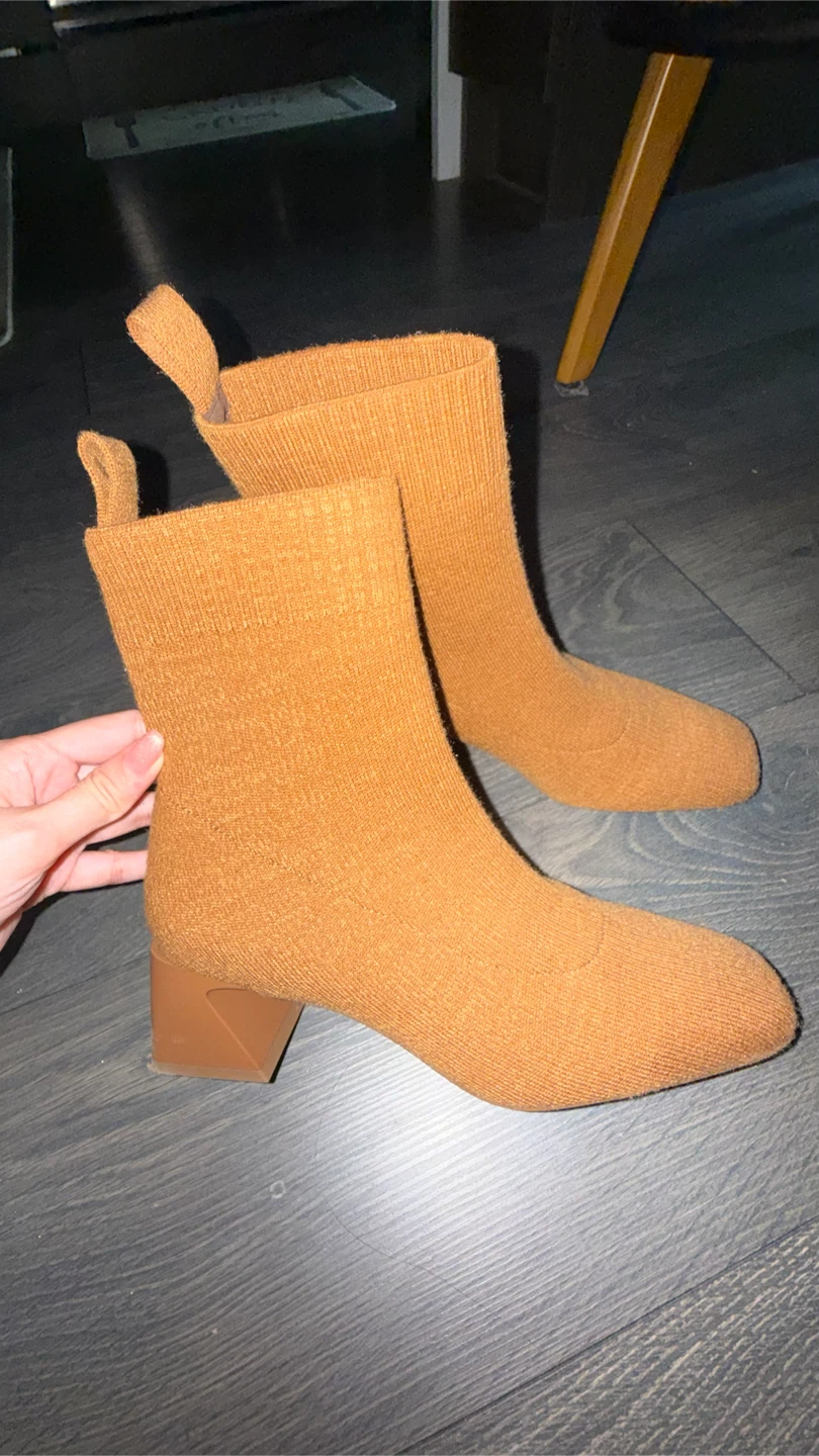 Vivaia Square-Toe Block Heeled Boots (Regina Pro)