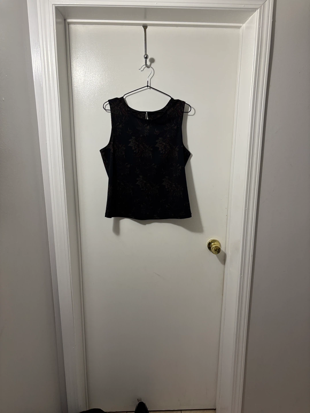Jules & Leopold Floral Sleeveless Top