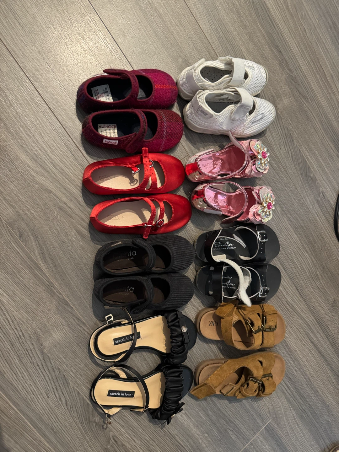 Lot of 8 pairs of children's shoes(Girl) - photo 2