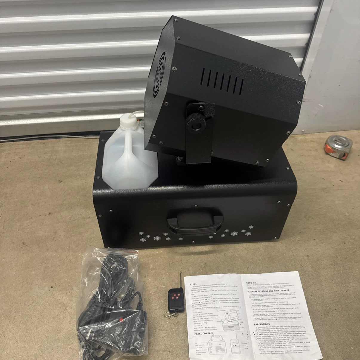 Snow Machine with Remote Control