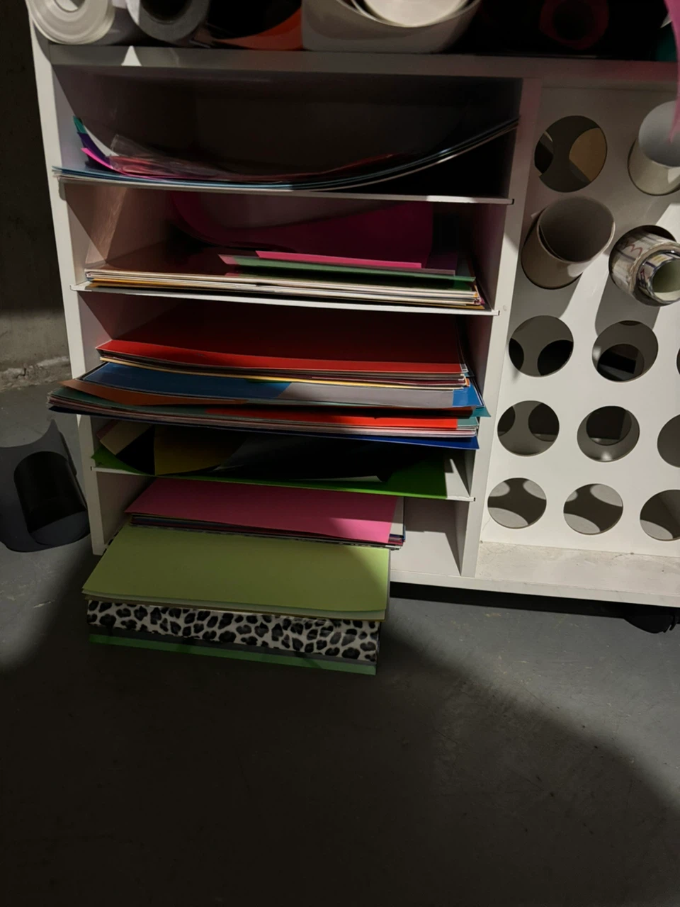 Cricut Explore 3 with Craft Storage and Tools - photo 2