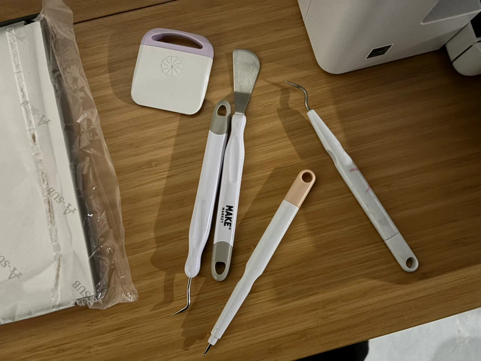 Cricut Explore 3 with Craft Storage and Tools - photo 5