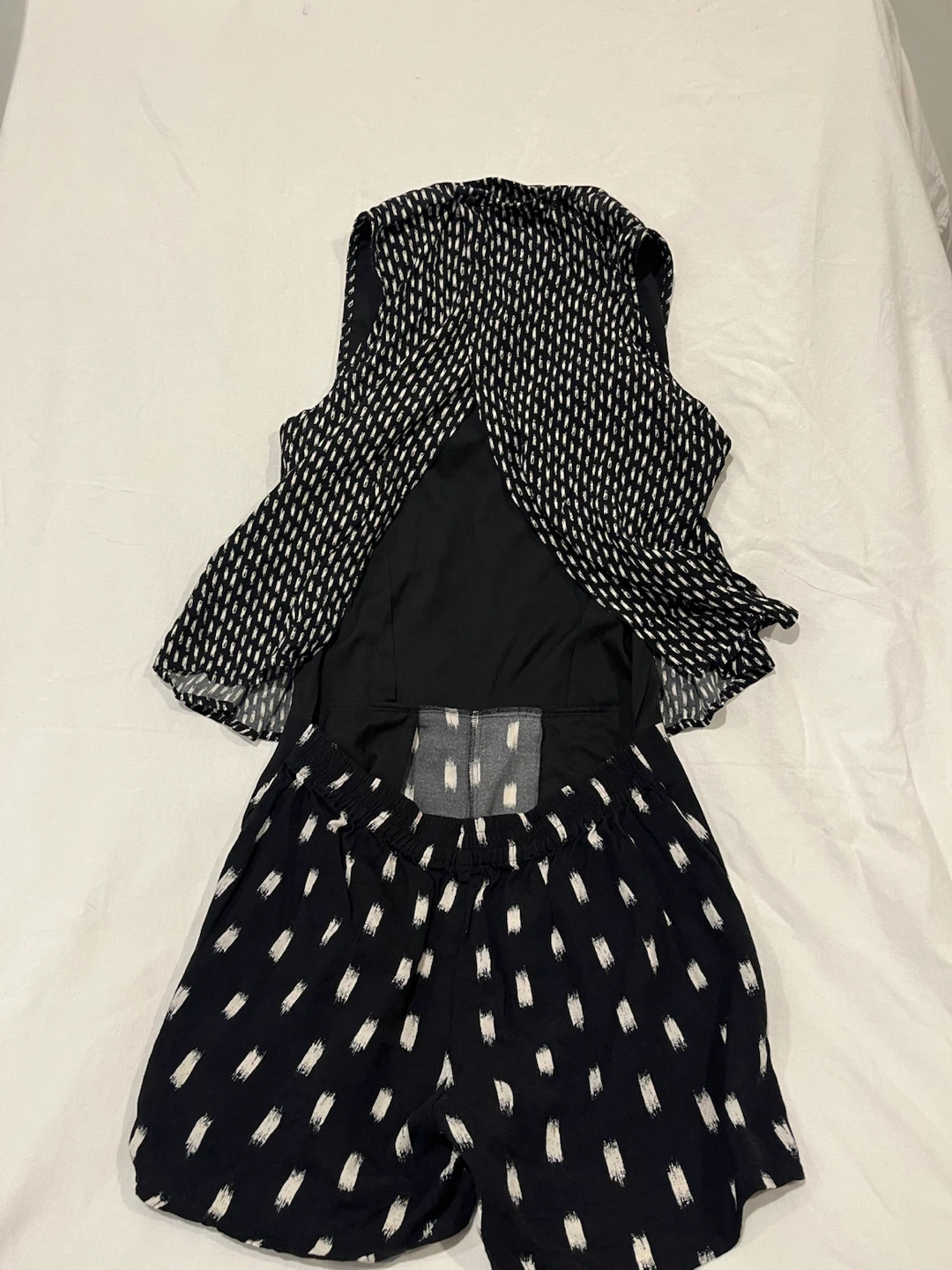 Madewell Black and White Printed Romper - photo 4