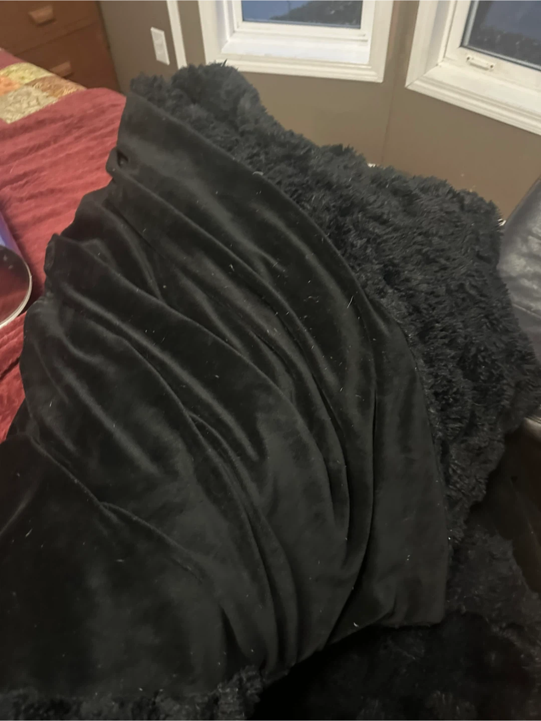 Black Plush Throw Blanket - photo 2