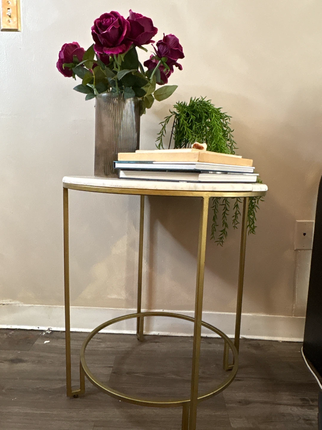 Round Marble Top Side Table - photo 5