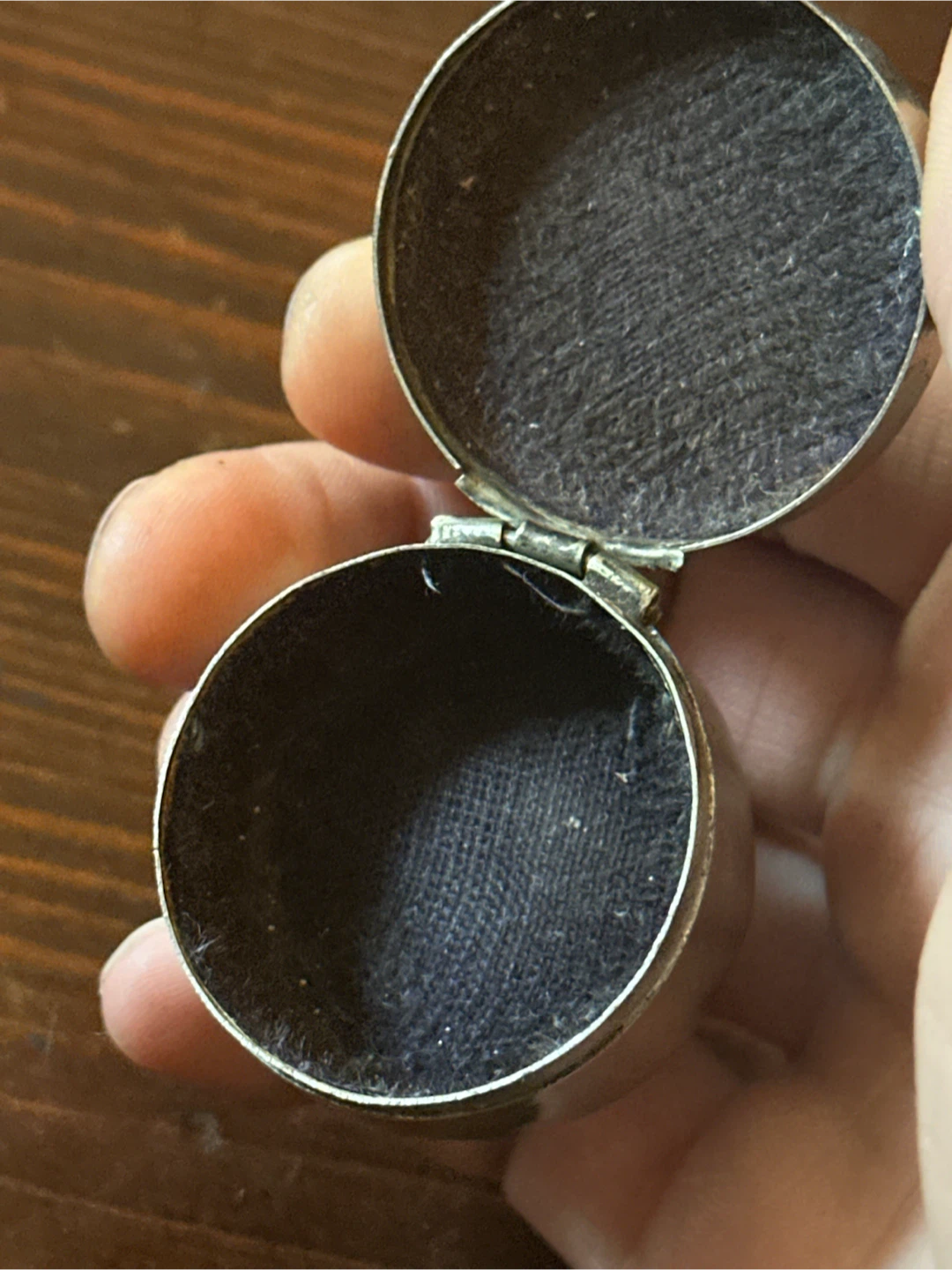 Vintage pill box - photo 4