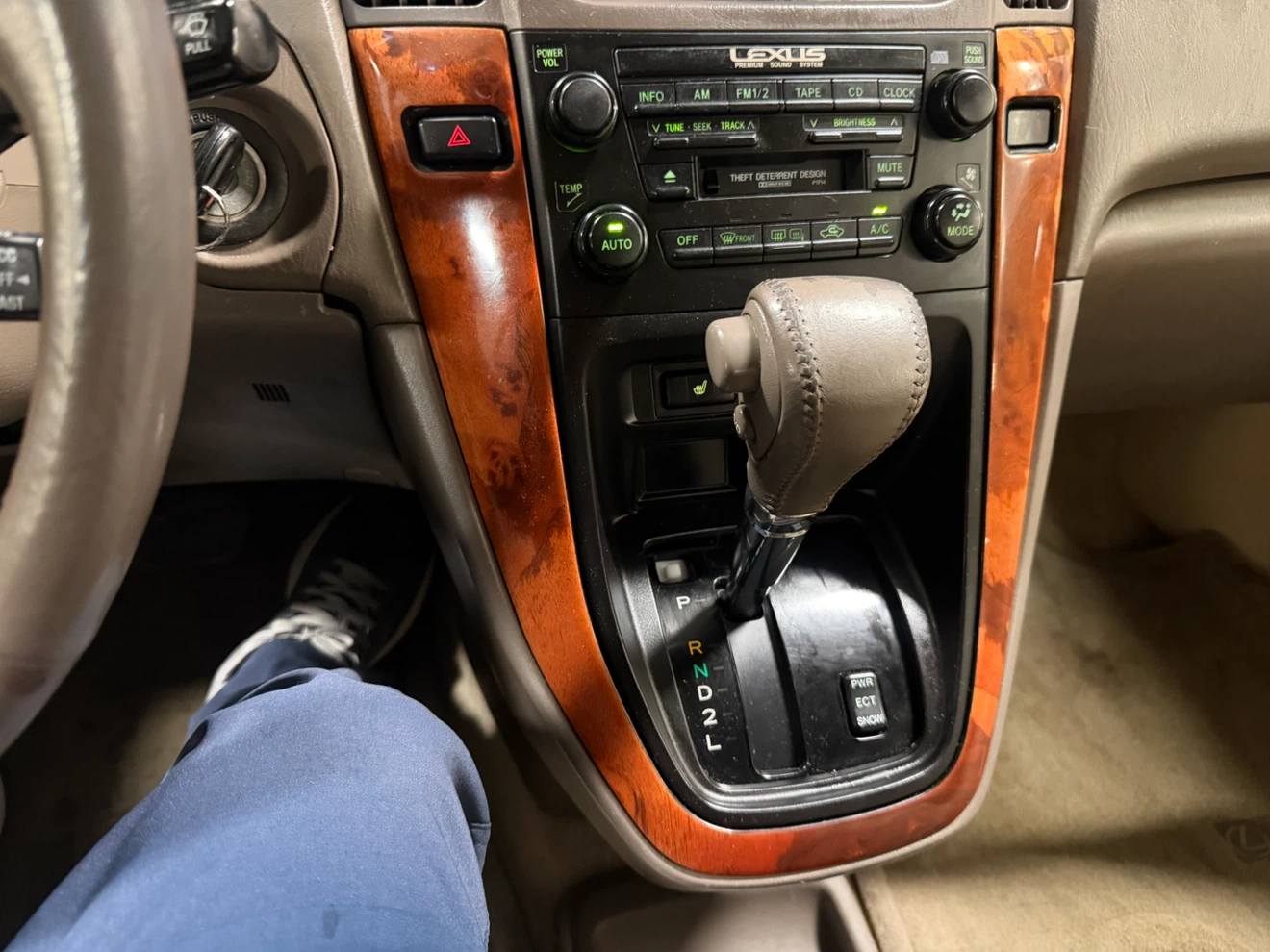 Lexus RX300 AWD 2000 SUV - photo 4