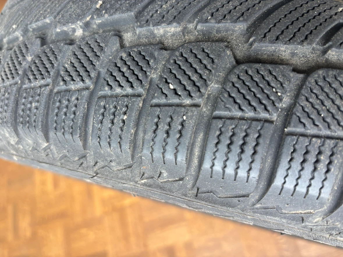Goodride Royalsnow 205/55R16 Winter Tire on Steel Rim - photo 5