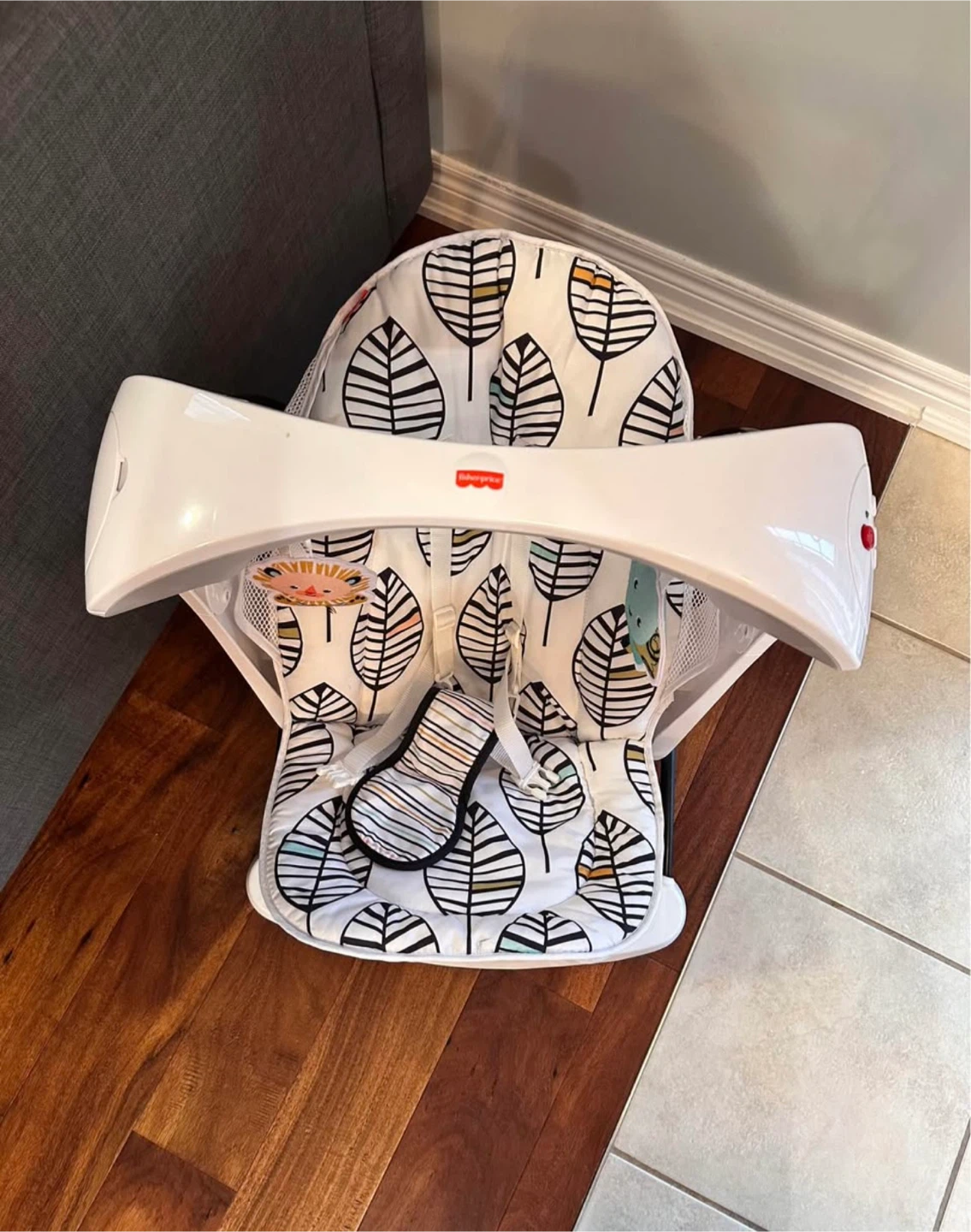 Fisher Price Baby Swing - Falling Leaves pattern - photo 4