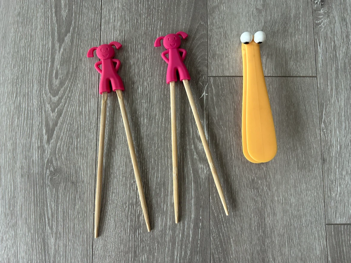 Kids Learning Chopsticks and Food Tong Set