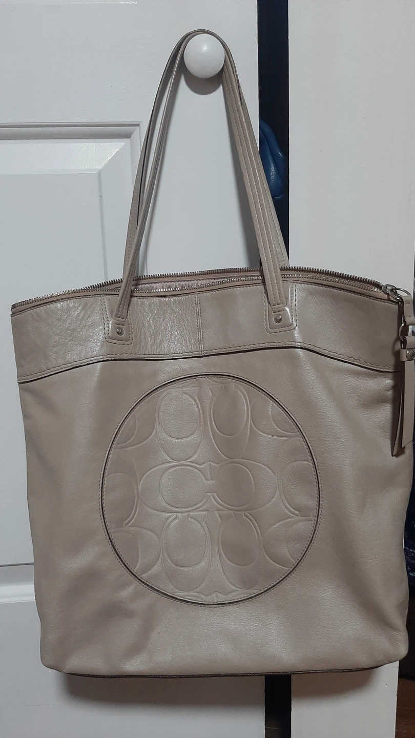 Coach Beige Leather Tote Bag - photo 2