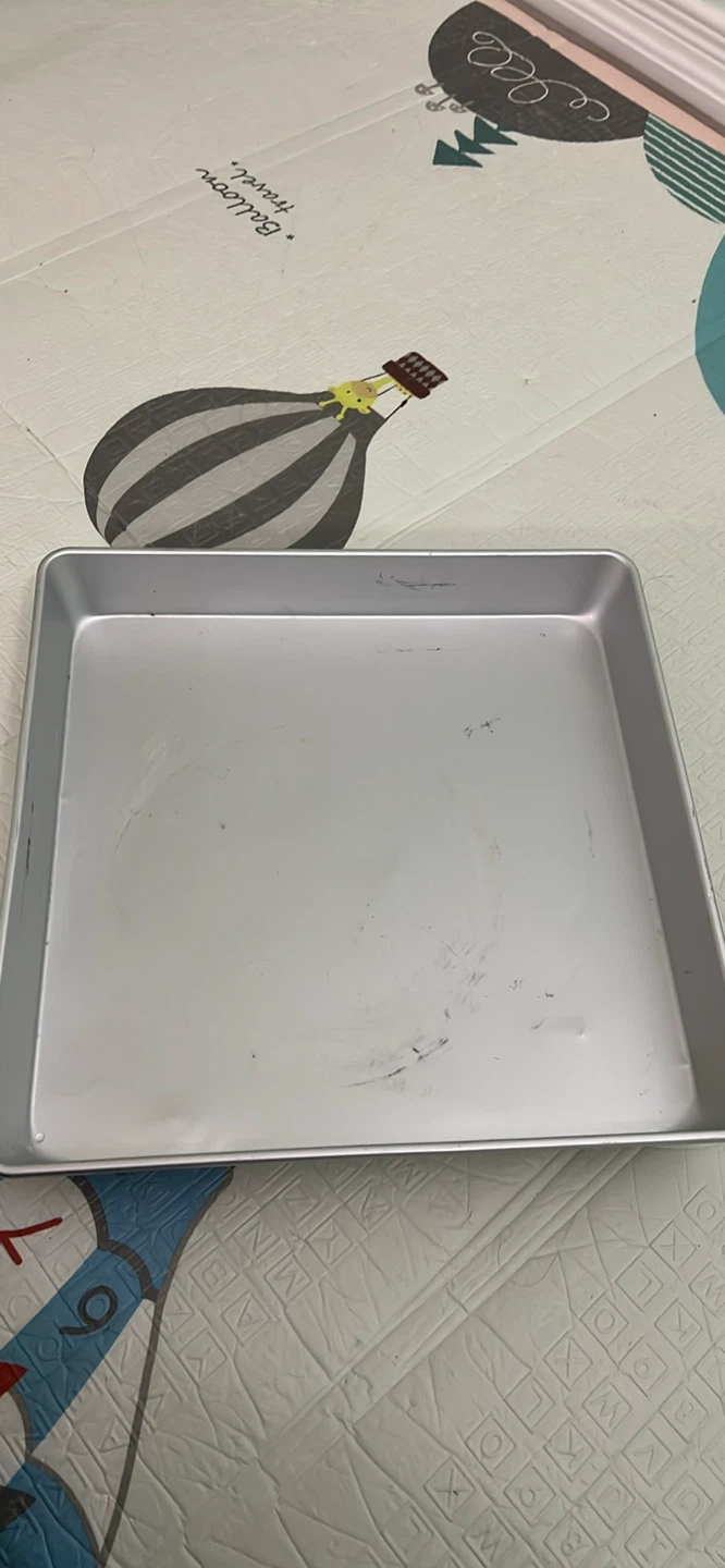 Wilton 14-inch Square Baking Pan