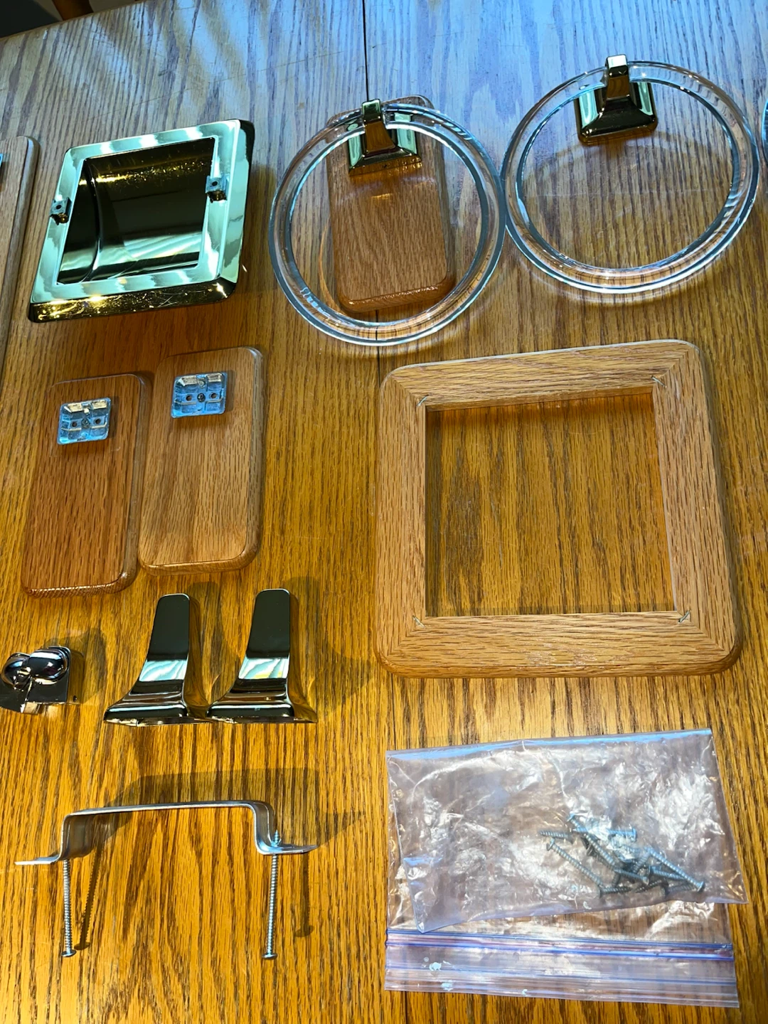 Used Bathroom Set - photo 2