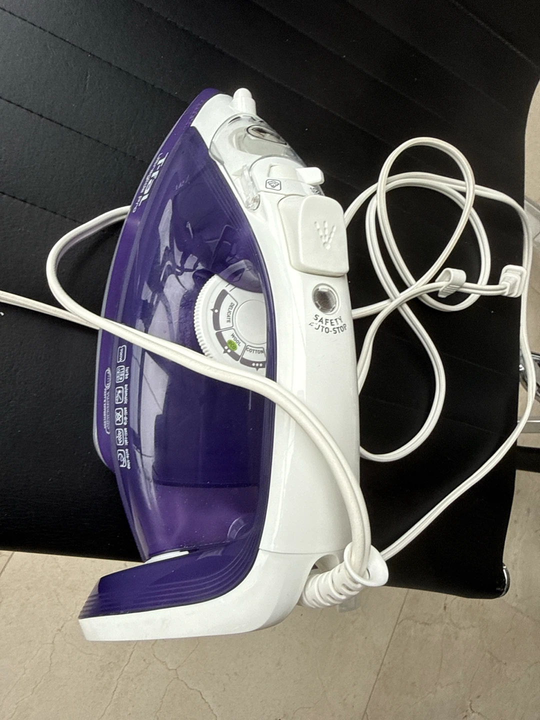 T-fal Ultraglide Pro Steam Iron - photo 3