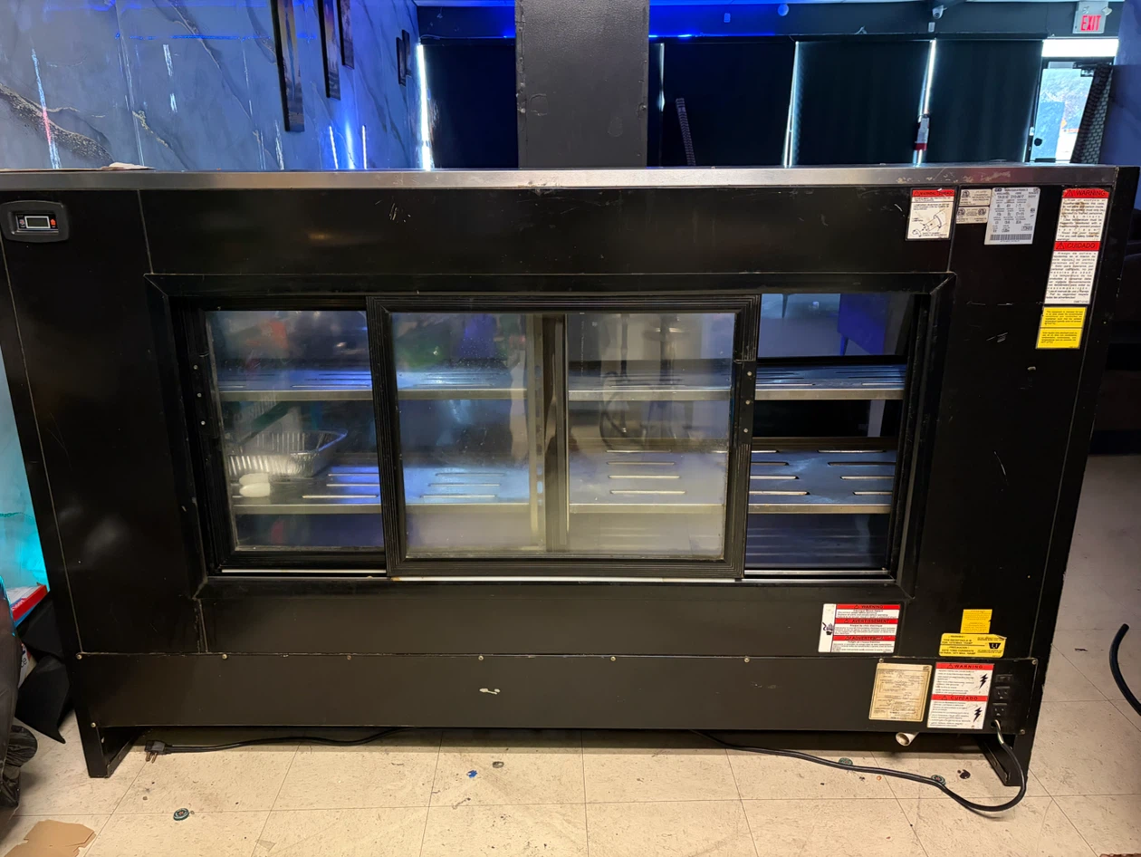Torrey Refrigerated Display Case - photo 2