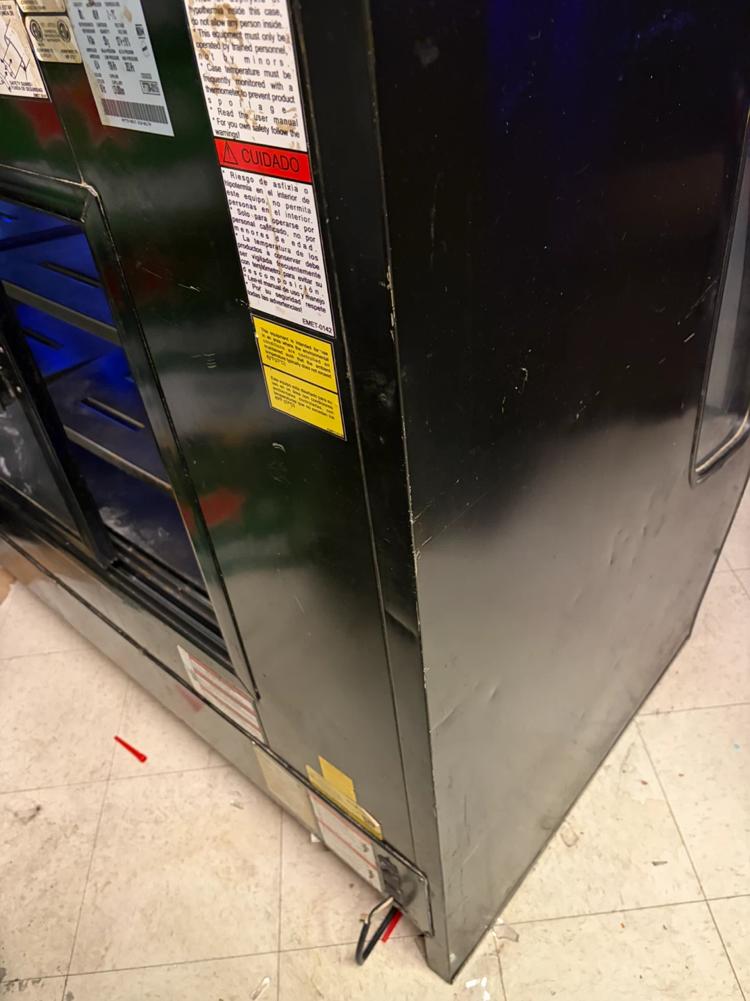 Torrey Refrigerated Display Case - photo 4