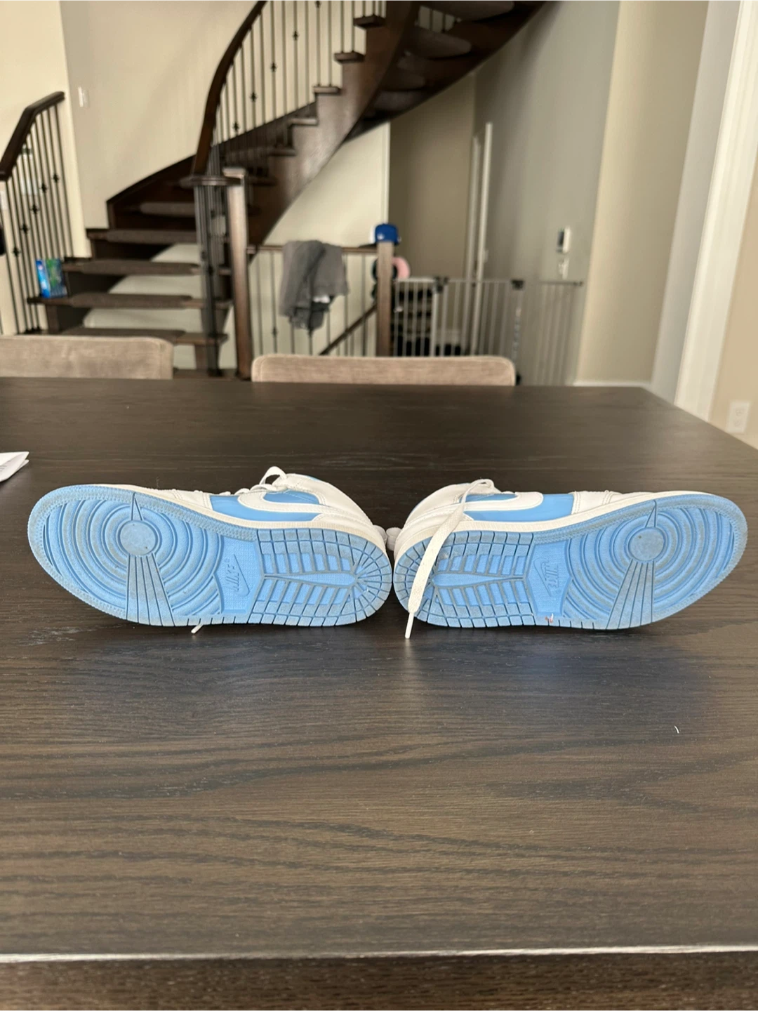 Nike Air Jordan 1 Mid UNC Kids Size 3Y - photo 4