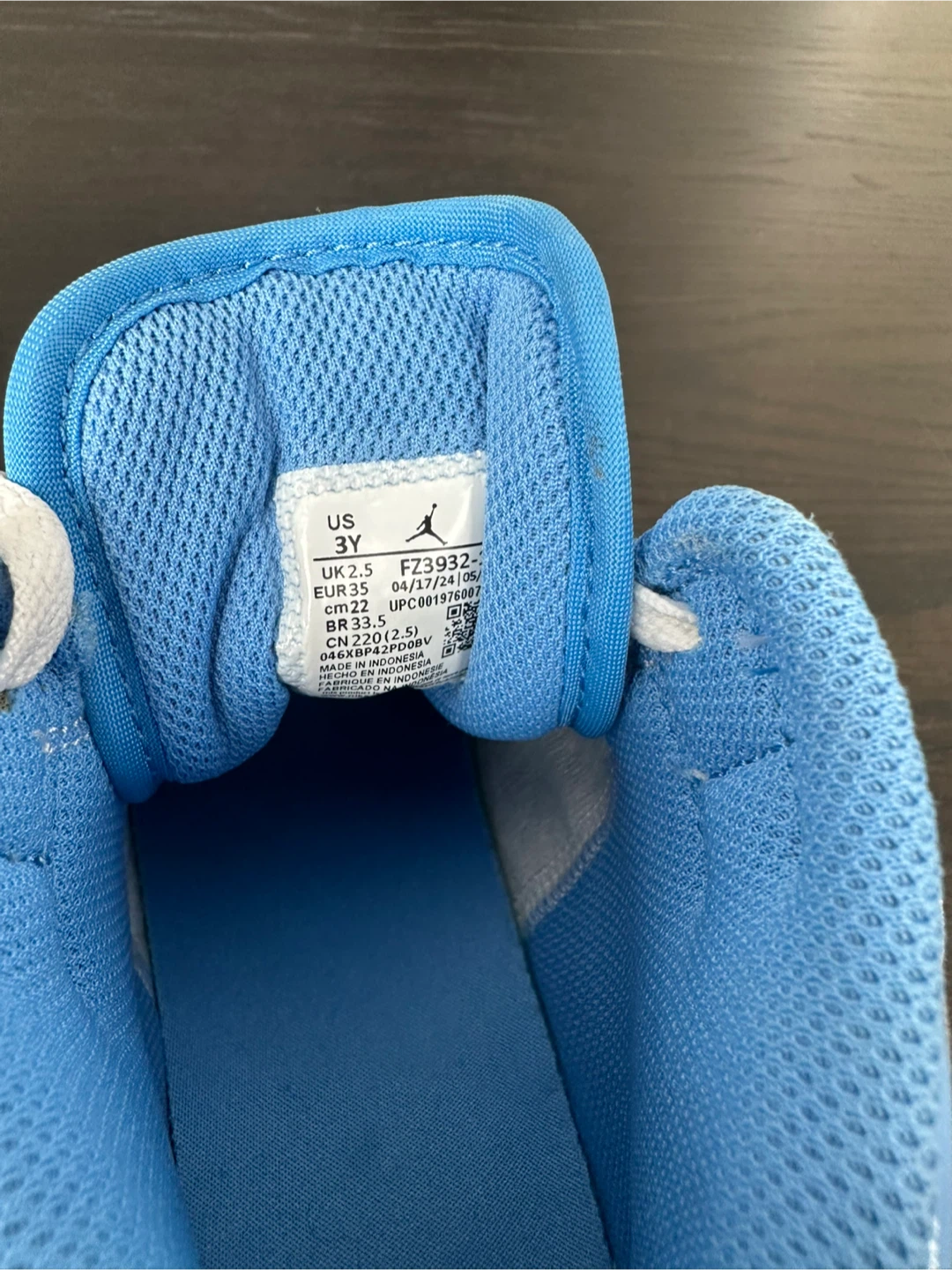 Nike Air Jordan 1 Mid UNC Kids Size 3Y - photo 5