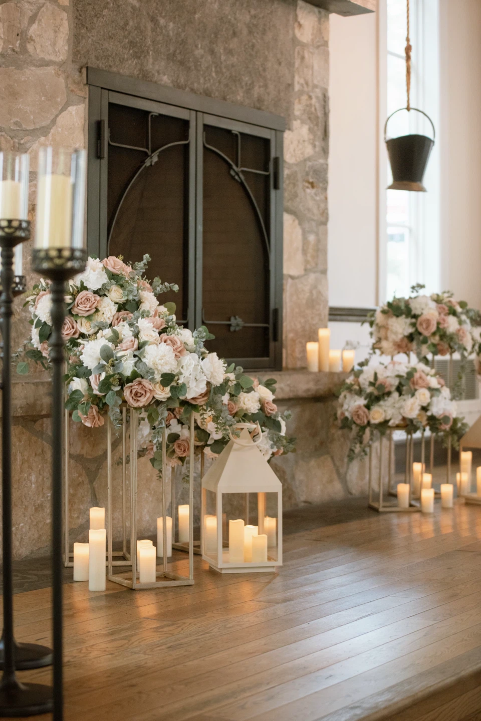faux flowers wedding decor