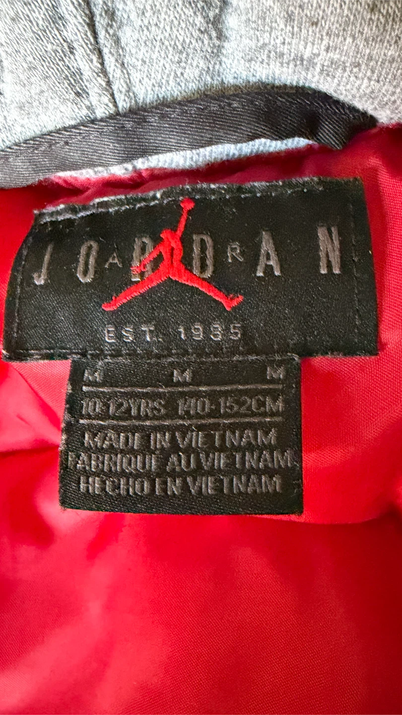 Air Jordan Youth Bomber Jacket - photo 3