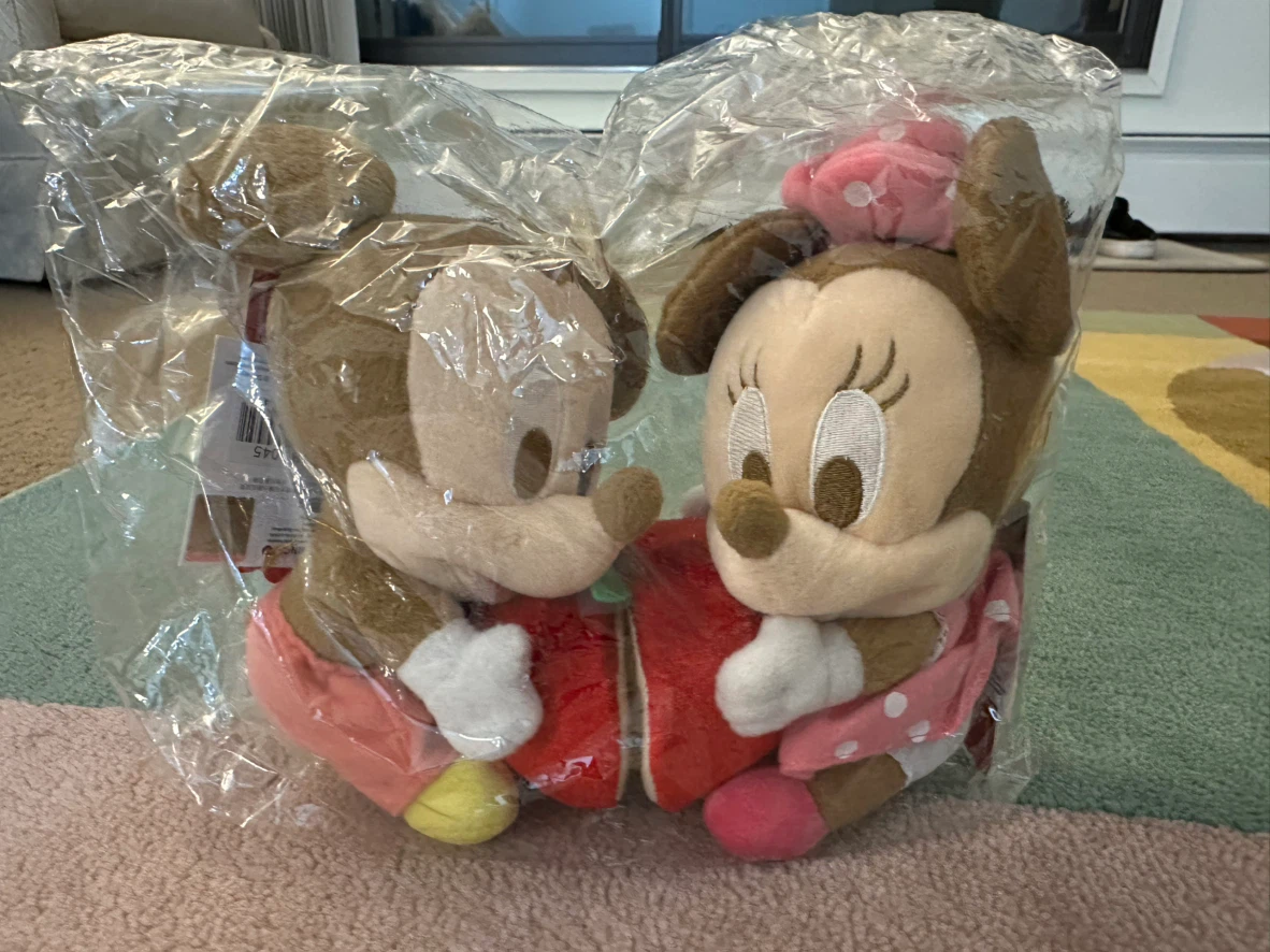 “New” Japan version Disney Mickey and Minnie Mouse Plush Toy Set - photo 2
