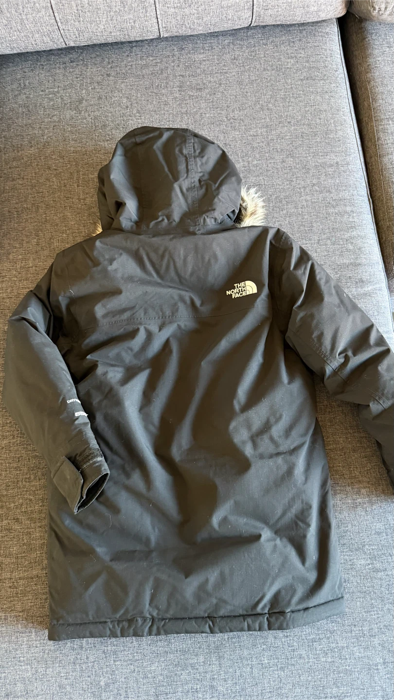 The North Face Boys Parka Size M - photo 2