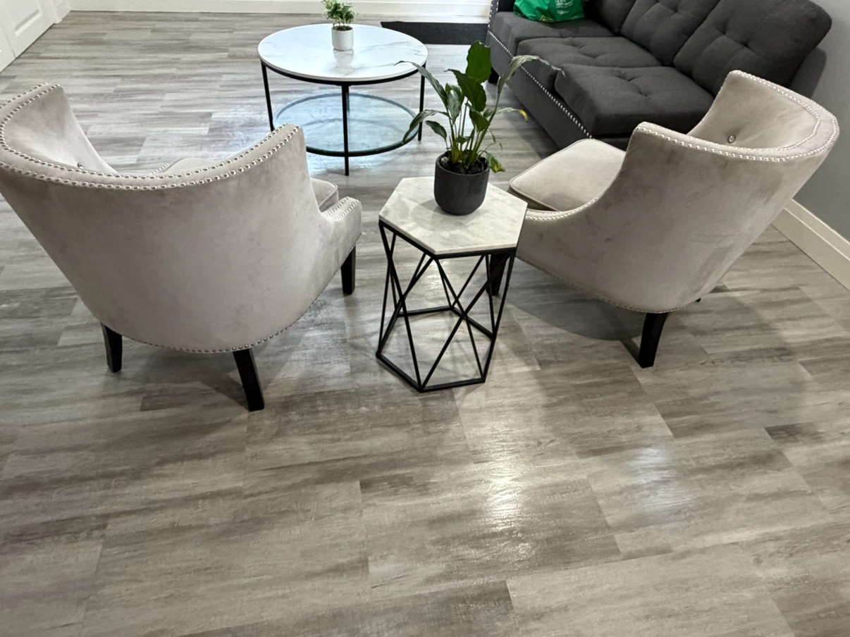 Set of Two Grey Velvet Accent Chairs - photo 2