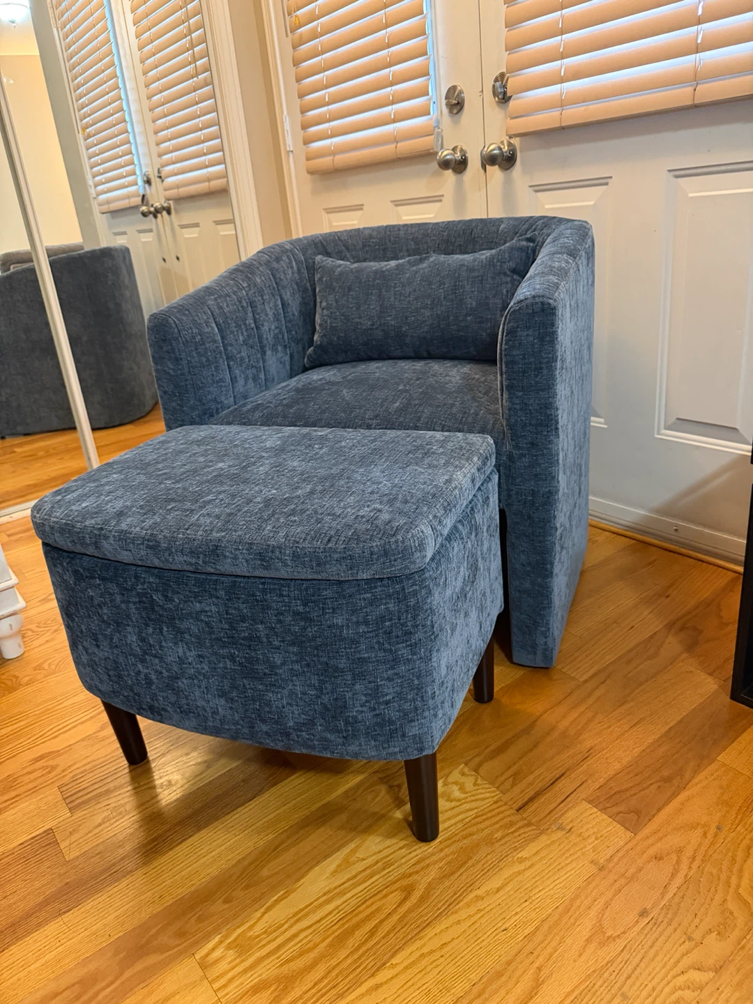 Blue Fabric Barrel Chair with Storage Ottoman-Brand new - photo 2