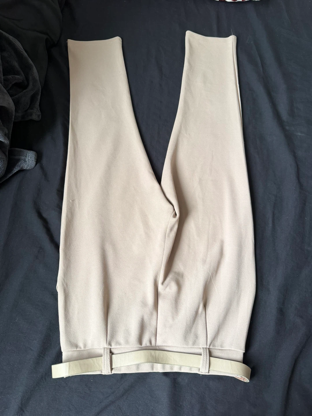 Beige trousers pants with belt - photo 3