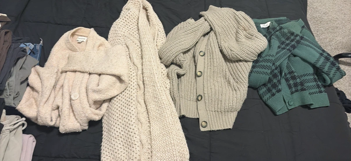 Assorted Clothing Bundle: Tna, Wilfred, Dynamite, American Eagle - photo 3