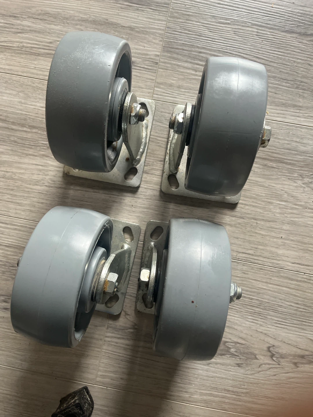 Set of 4 Algood 5x2 inch Casters - photo 4