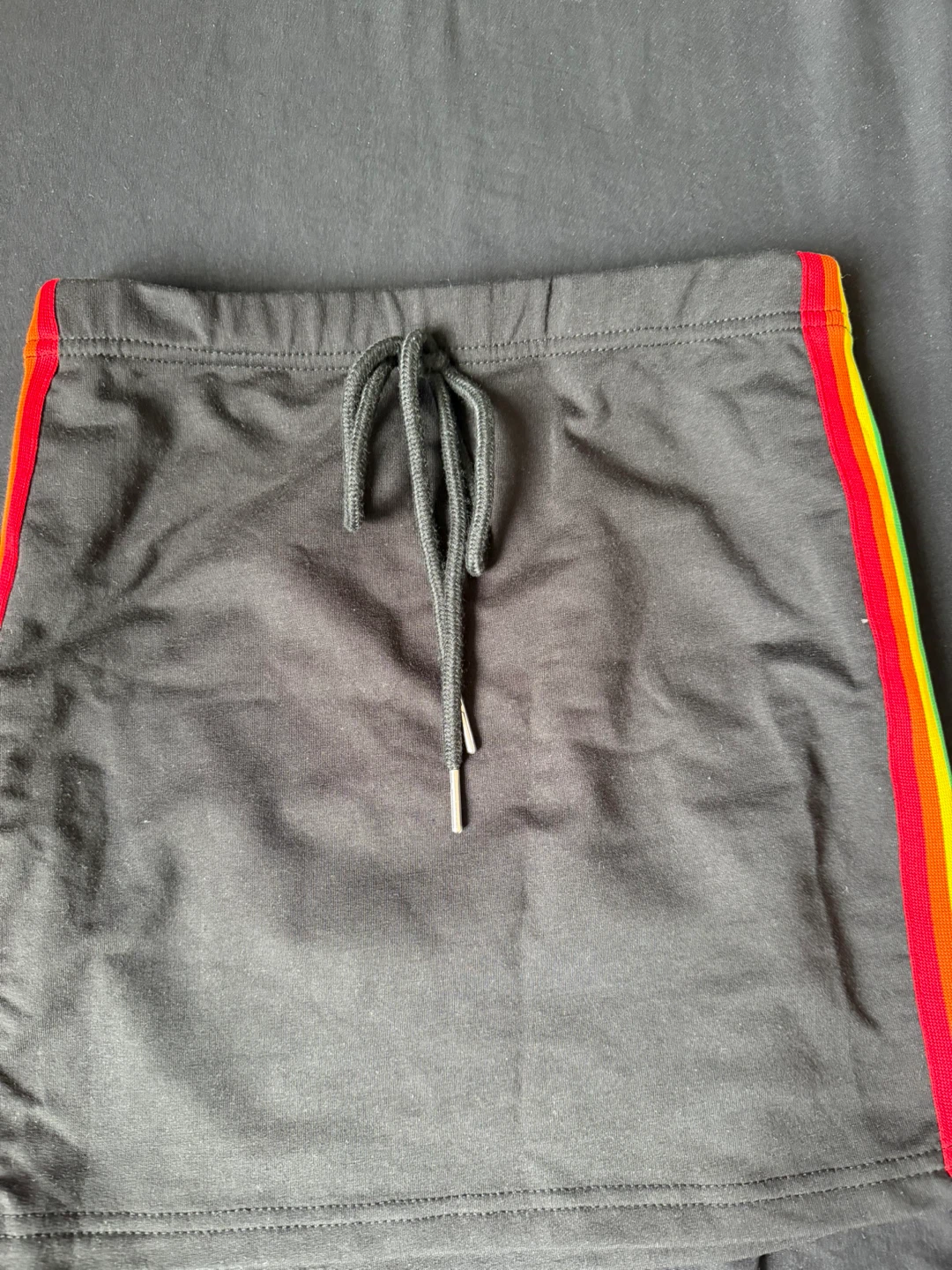 SHEIN Black Mini Skirt with Rainbow Stripes - photo 2