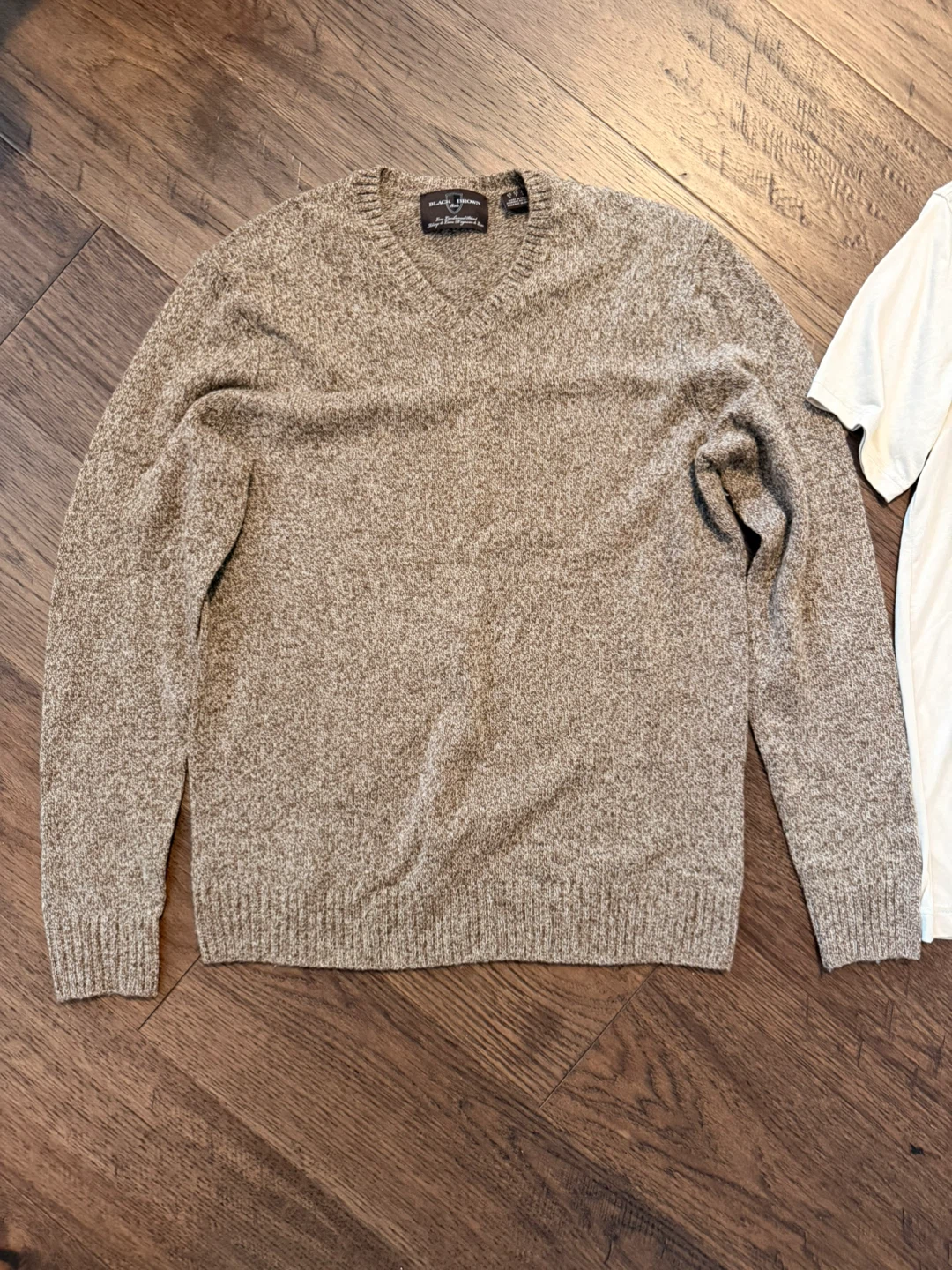 $10 for both - Mens Small Lambswool Sweater + Soft Tshirt Set - photo 2