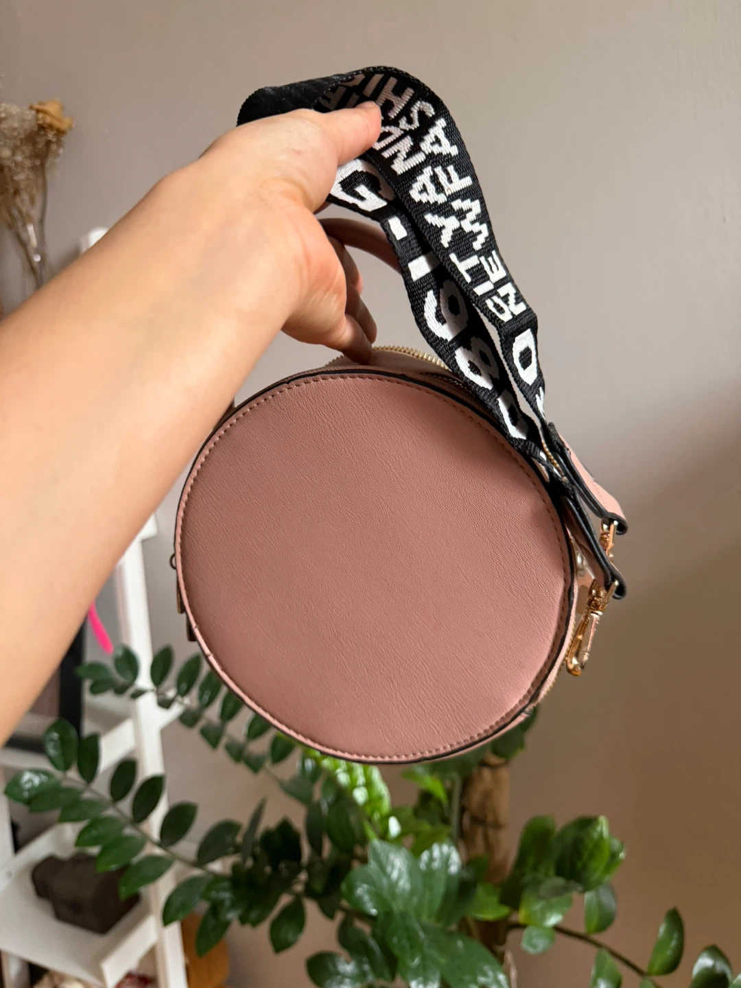 Pink Quilted Round Crossbody Bag - photo 4