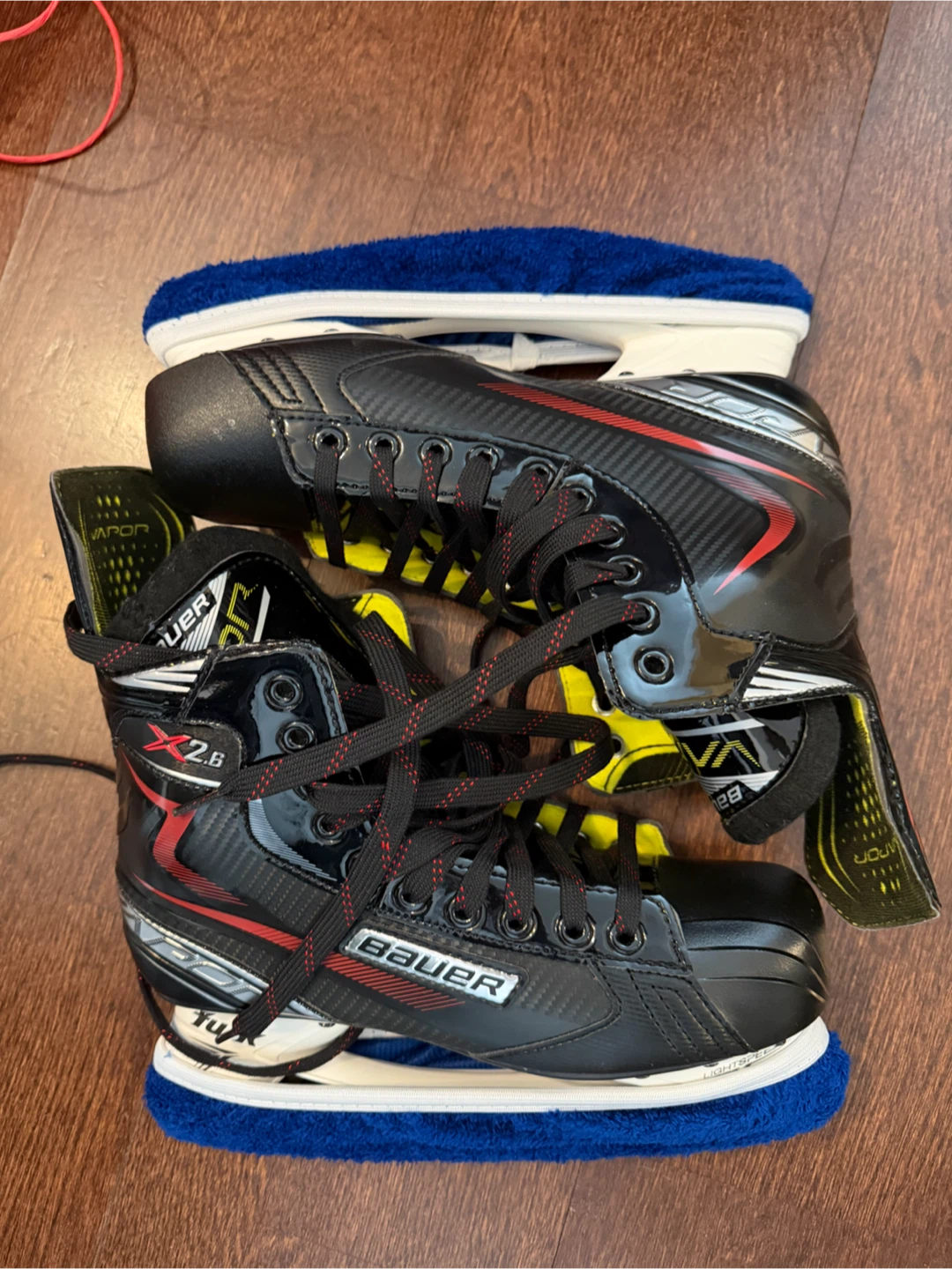 Size 10 Men’s Bauer Vapor X2.6 Hockey Skates