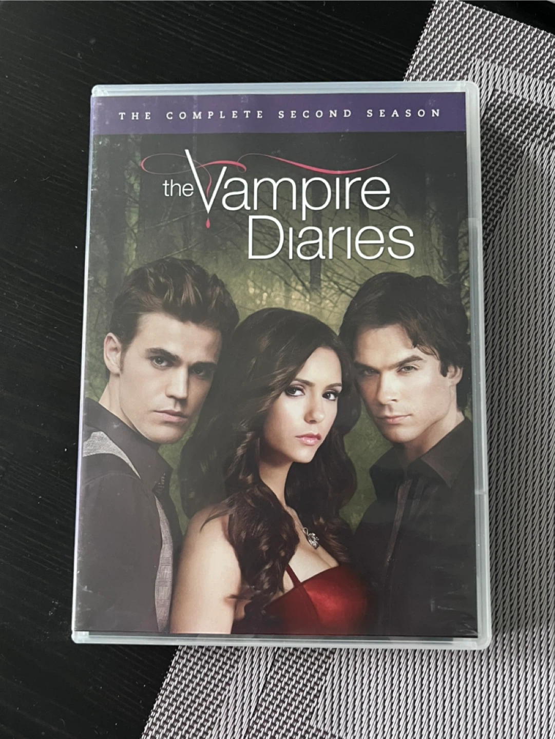 The Vampire Diaries: The Complete Second Season DVD - photo 3