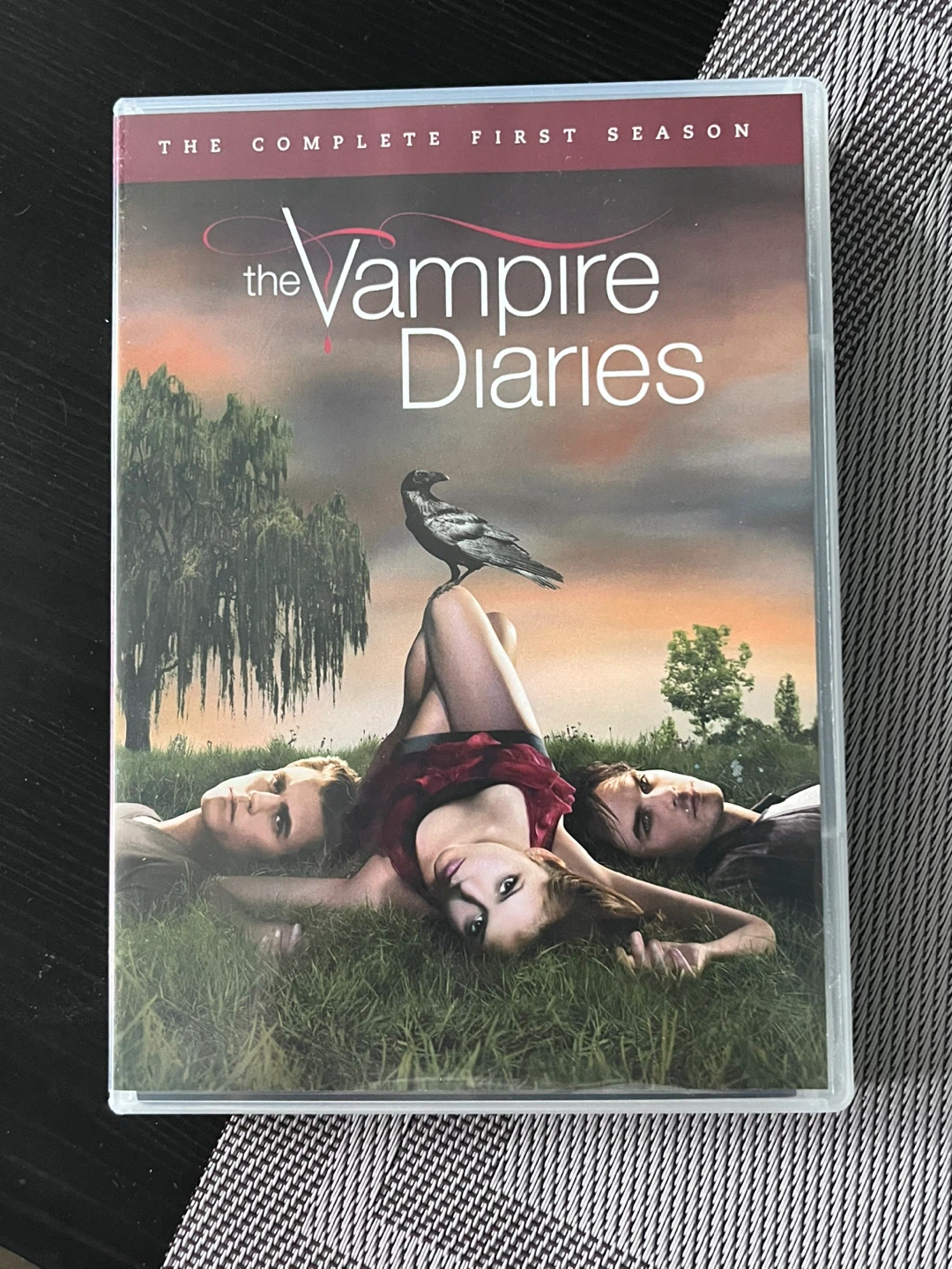 The Vampire Diaries: The Complete First Season DVD - photo 3