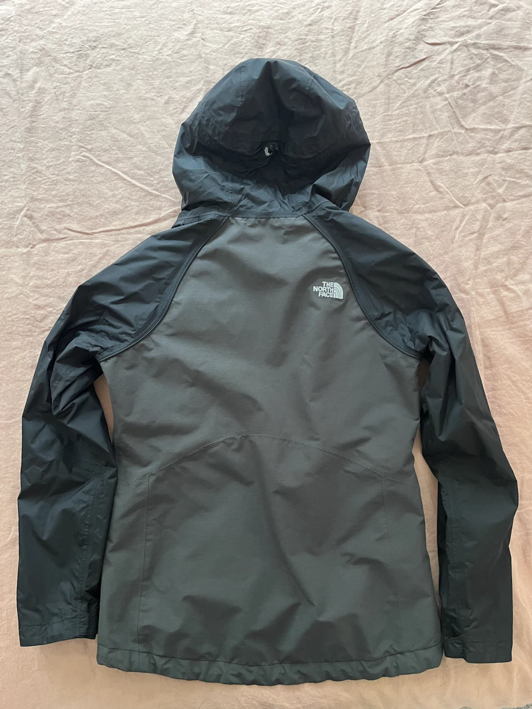 The North Face DryVent lined rain coat (Women’s Small) - photo 2